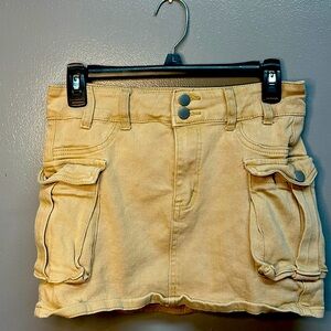 Tan Cargo Mini skirt w/pockets